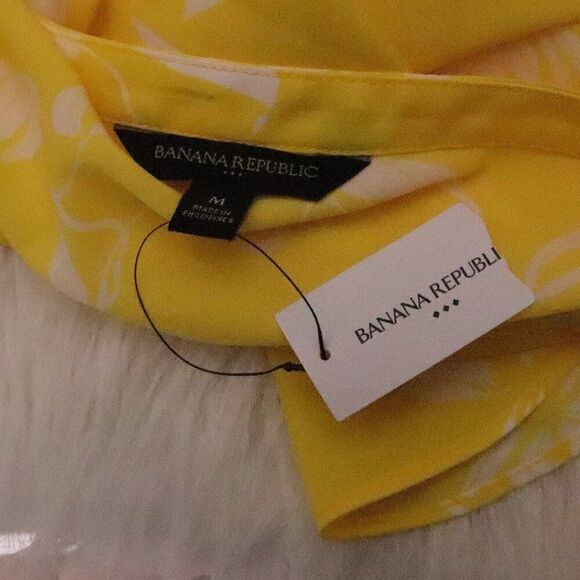 Banana Republic | Short Sleeve Printed Loose Fit Top Medium - Picture 5 of 7